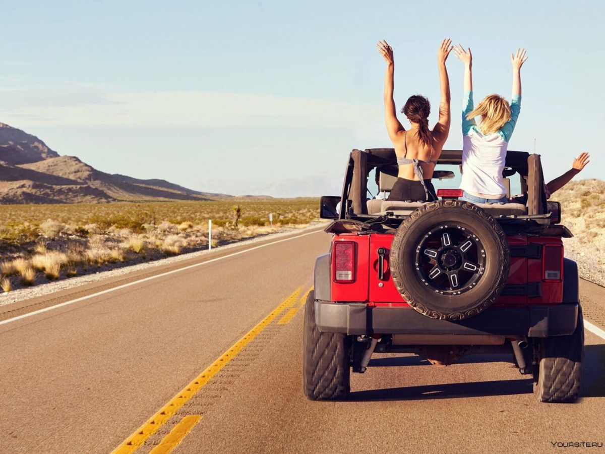 On The Road Trip Again: Must-Have Accessories For Your Car Trip
