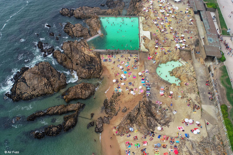Tidal Pool: An Architectural Jewel by Álvaro Siza Vieira 2 Tidal Pool: An Architectural Jewel by Álvaro Siza Vieira